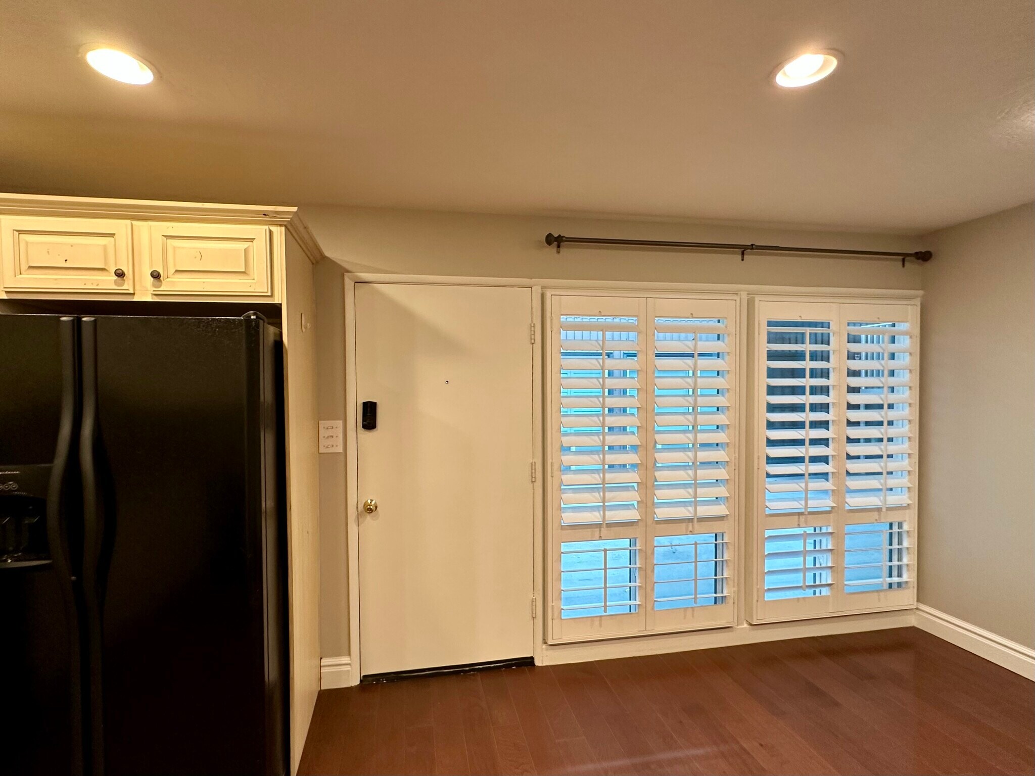 Building Photo - 73 F St E