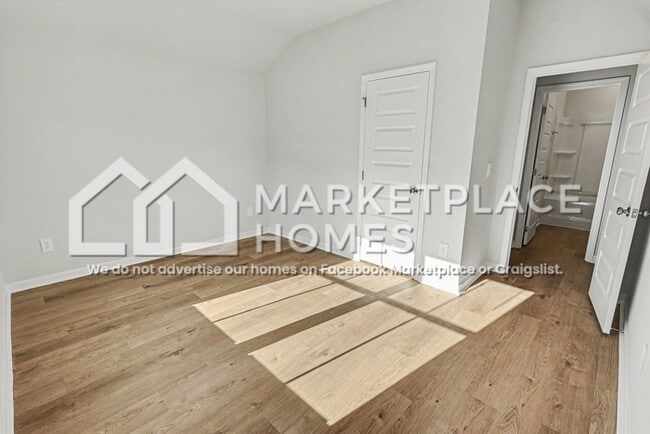 Building Photo - 1716 Amber Ave