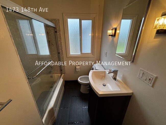 Building Photo - 1473 148th Ave