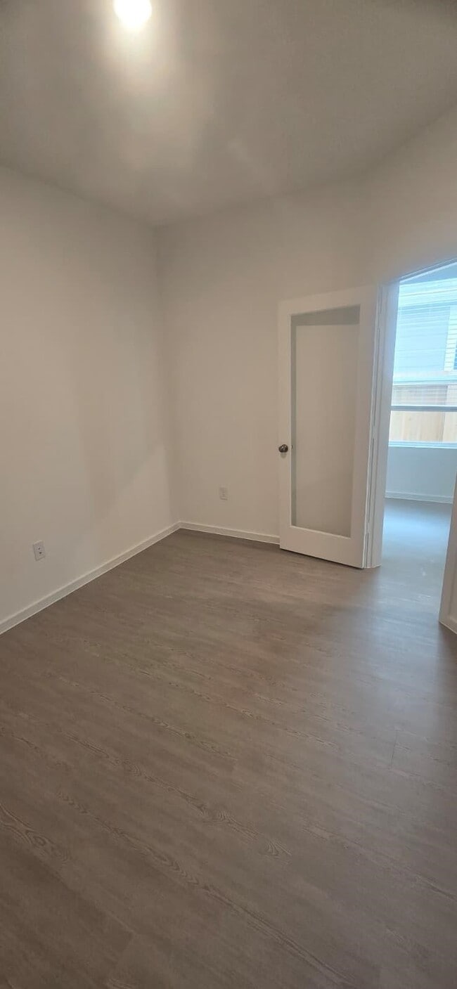 Building Photo - 26410 Cedar Sedge Dr