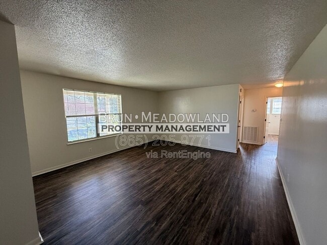 Building Photo - 3719 Mooers St