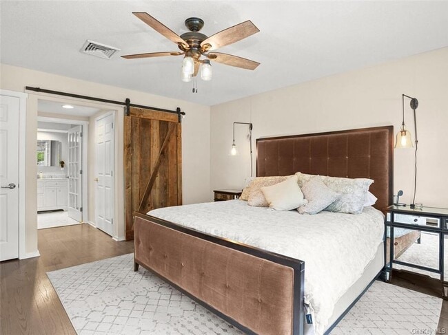 Building Photo - 912 Heritage Hills