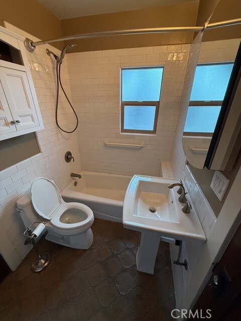 Building Photo - 181 Corona Ave