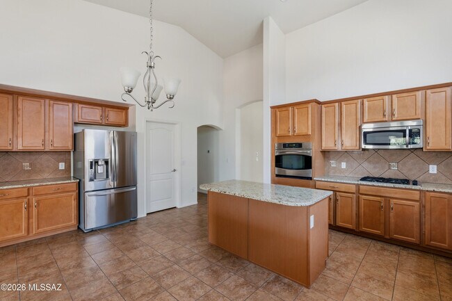 Building Photo - 677 W Pizzicato Ln