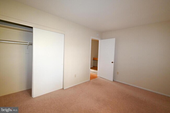 Building Photo - 11768 Indian Ridge Rd