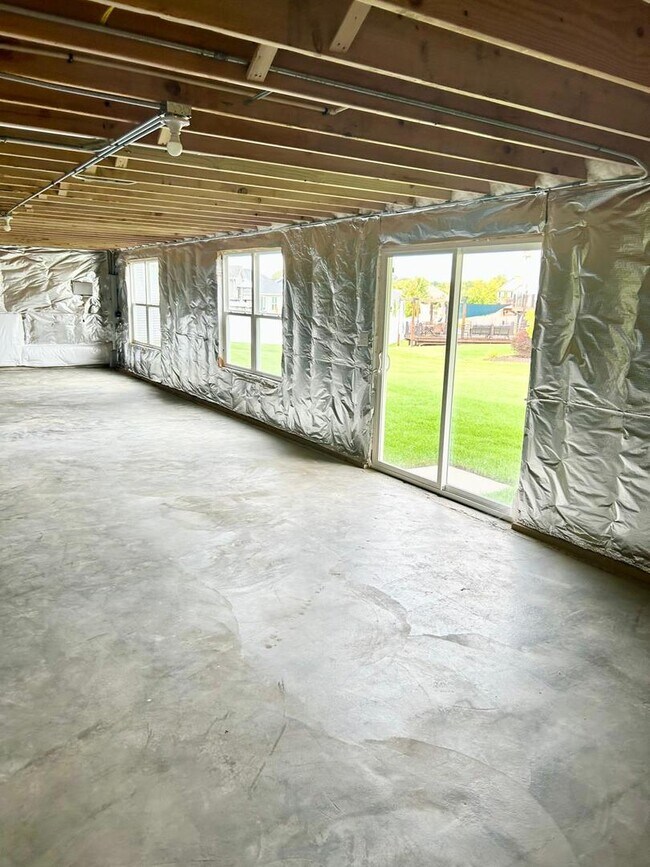 Building Photo - 2310 Truman Trail