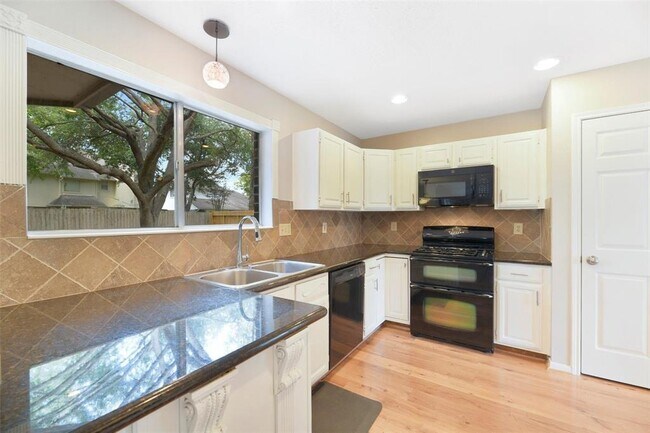 Building Photo - 1407 Quiet Green Ct