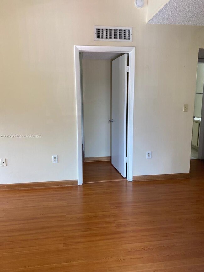 Building Photo - 15650 SW 80th St