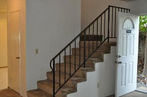Building Photo - Spacious 3-Bedroom Duplex in Spring Valley