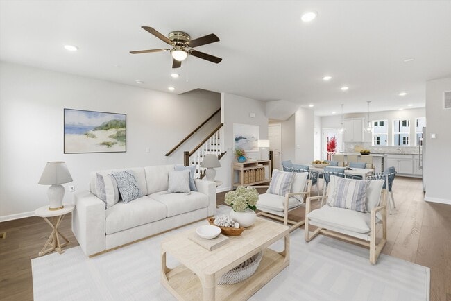 Building Photo - 12 Barton Ave