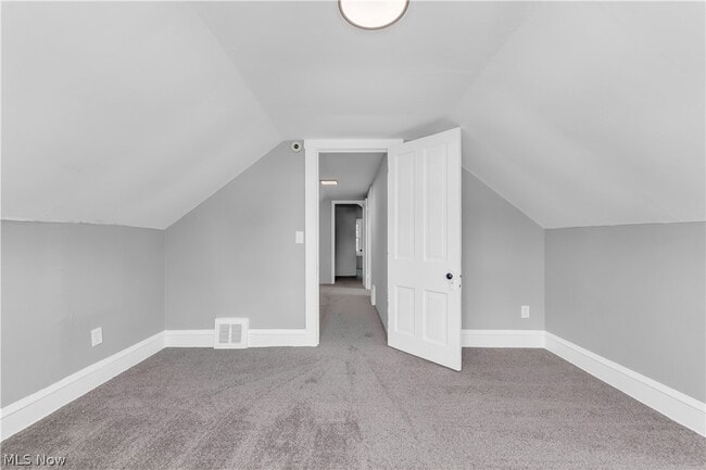Building Photo - 13722 Saybrook Ave