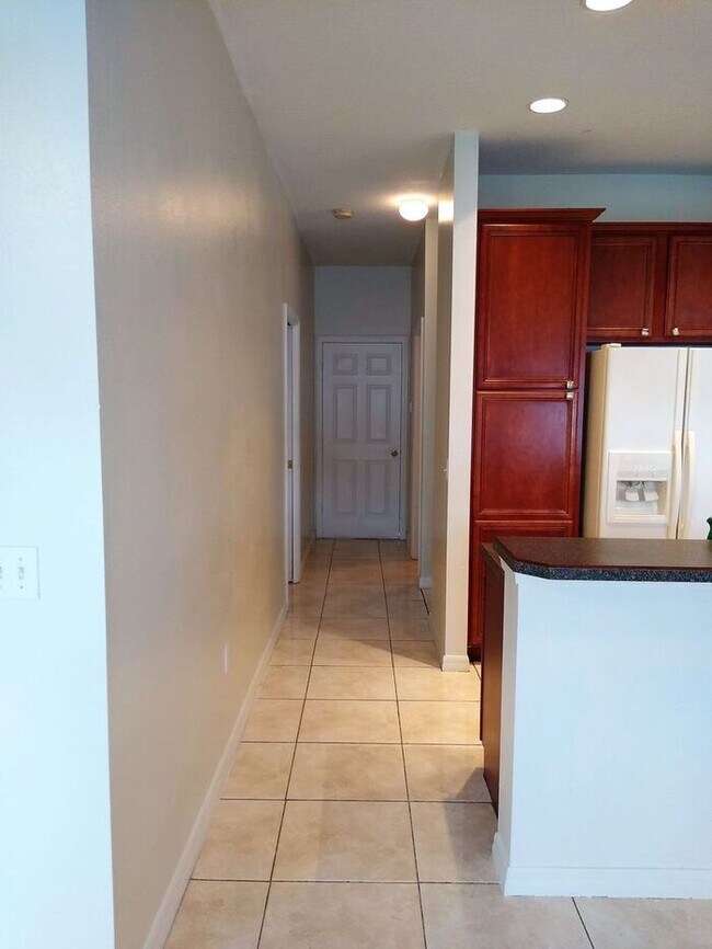 Building Photo - Single Family Home in Poinciana