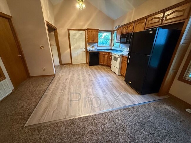 Building Photo - 1035 Prospect Ave