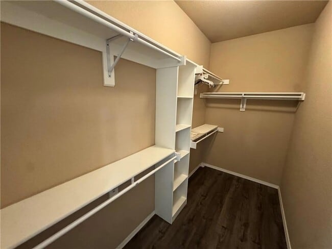 Building Photo - 6505 S 50th St