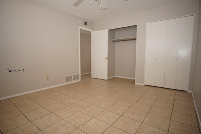 Building Photo - 11212 Wharf Cove Dr