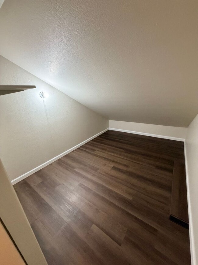 Building Photo - 1200 S Riordan Ranch St