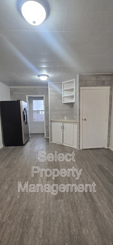 Building Photo - 7006 Elzey St