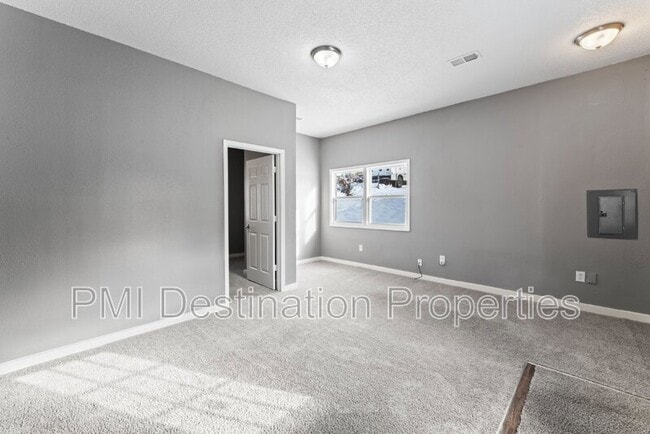 Building Photo - 918 S Appleton Ave