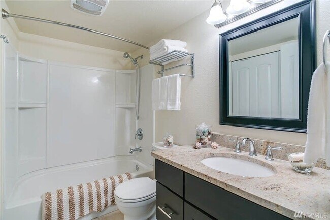 Bathroom #2 - 4647 W Lake Sammamish Pkwy SE