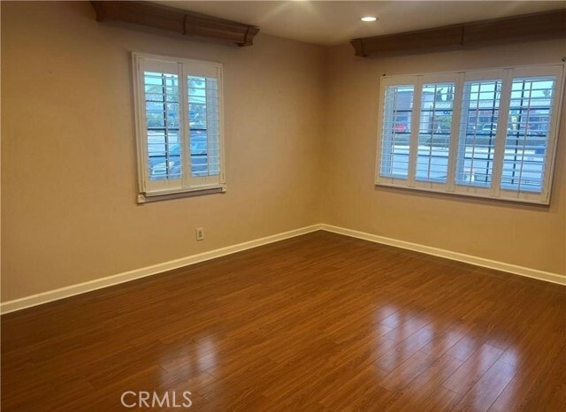 Building Photo - 236 S Tustin St