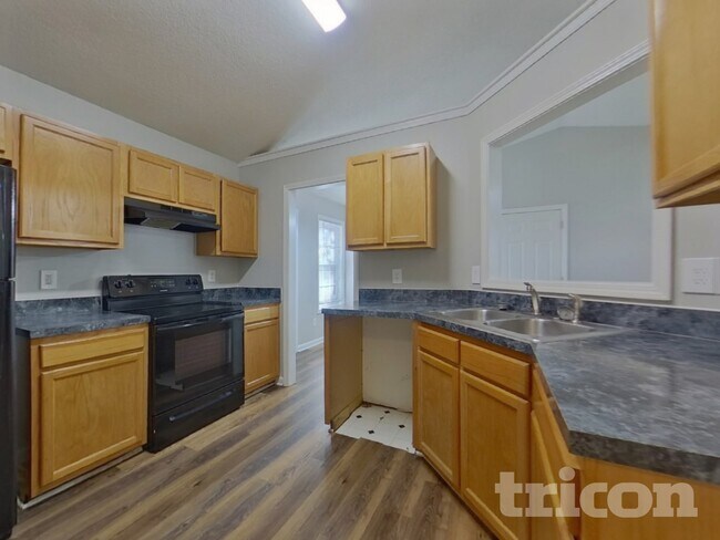 Building Photo - 604 Southern Trace Crossing