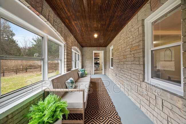 Building Photo - 600 Camp Meeting Rd