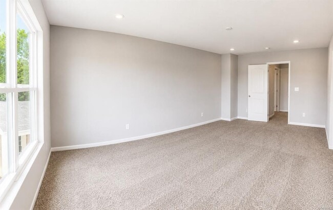 Building Photo - 7700 Shaddix St