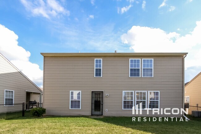 Building Photo - 10770 Parker Dr