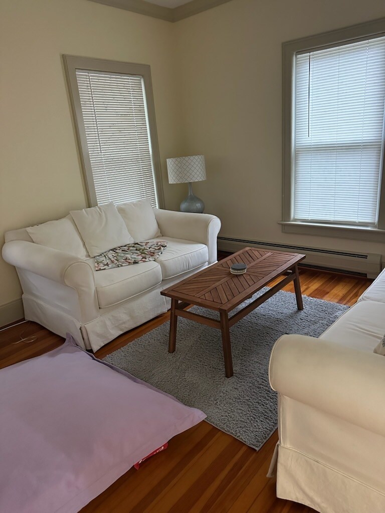 Building Photo - 41 Arnold St