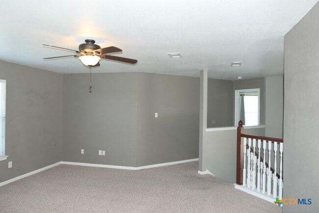 Building Photo - 413 Cattail Cir