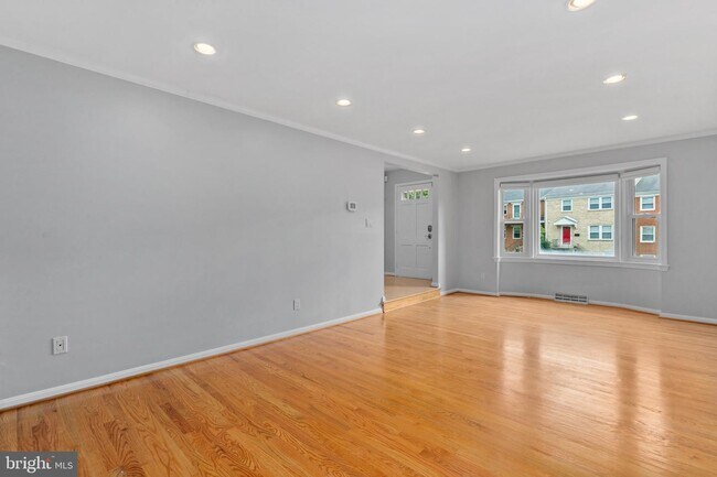 Building Photo - 9106 Suede Ct