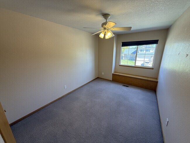 Building Photo - 3153 51st Ave