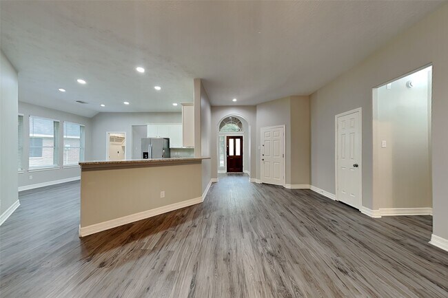 Building Photo - 18407 Lost Maples Ct