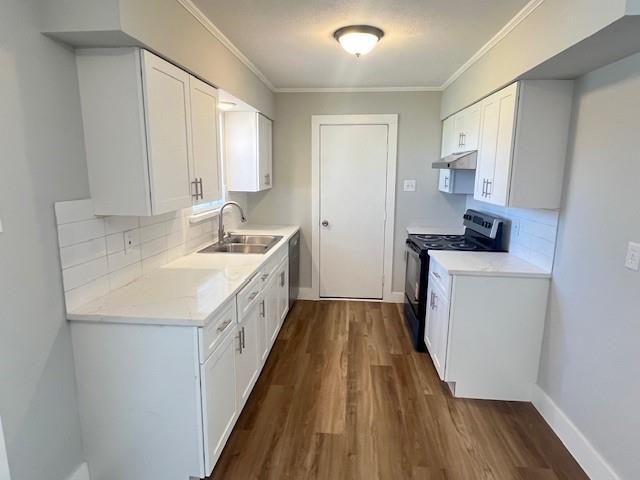 Building Photo - 2841 Belhaven Dr