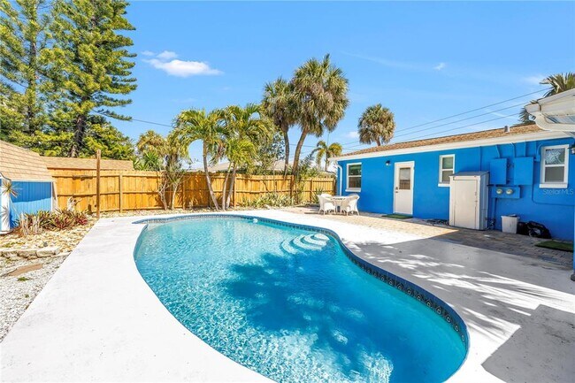 Building Photo - 6892 Gulf Winds Dr