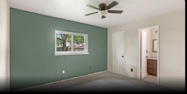 Building Photo - 7851 Battlepine Dr