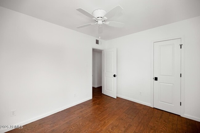 Building Photo - 4228 N 44th Pl