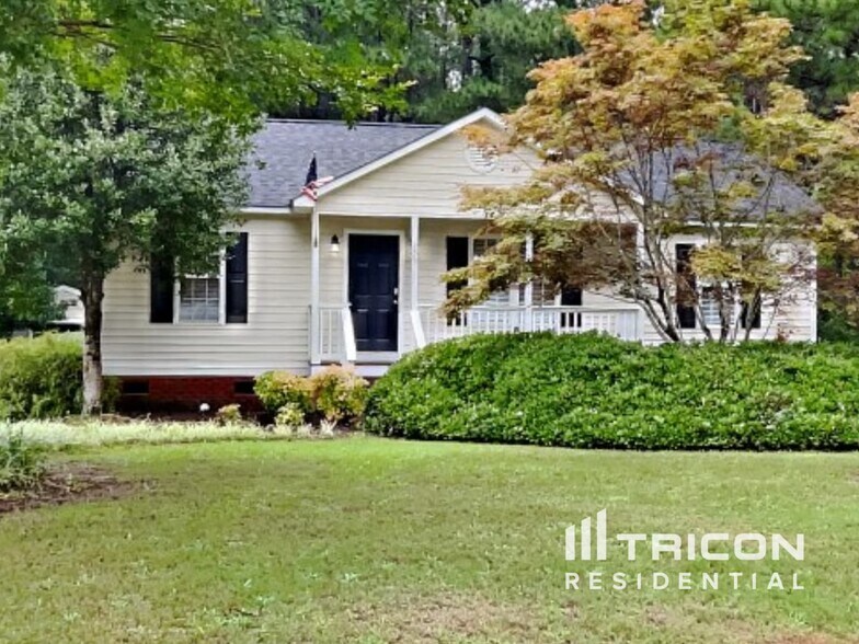 Primary Photo - 139 Creekside Dr