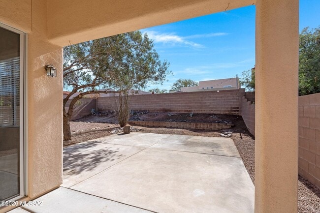 Building Photo - 8868 E Desert Lavender Pl