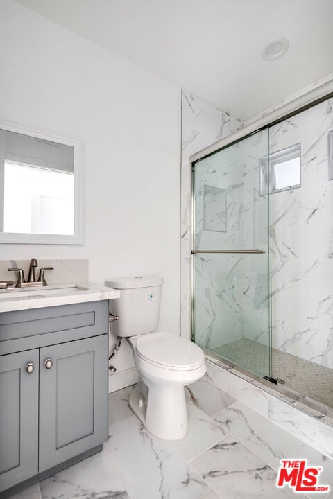 Building Photo - 10801 Kling St