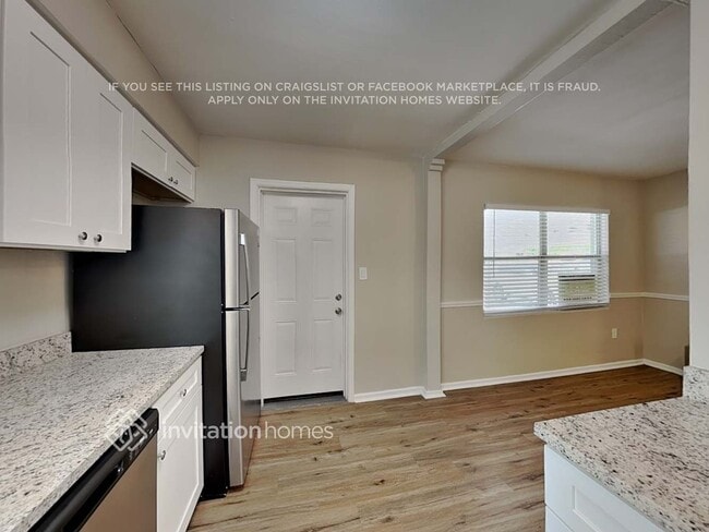 Building Photo - 1720 Newton St