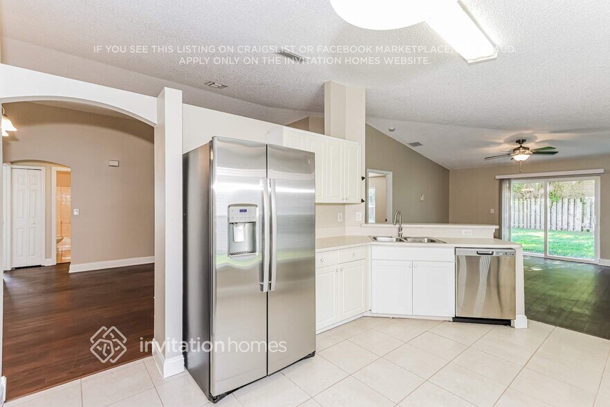 Building Photo - 2257 Deercroft Dr