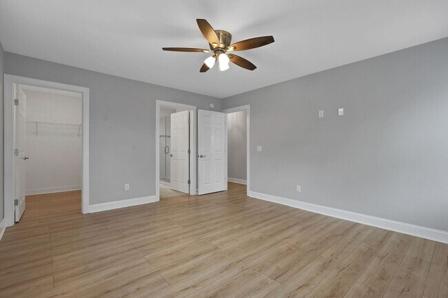 Building Photo - Spacious 3BR House in Wilmington - Newer C...