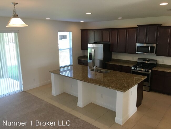 Building Photo - 5 br, 3 bath House - 14529 Driftwood Court