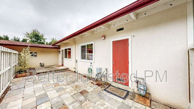 Building Photo - 14636 Jomark Ln