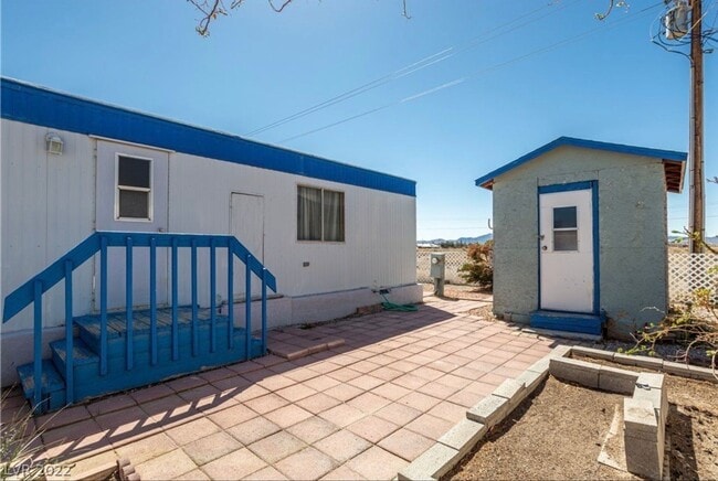 Building Photo - 2/2 Bedroom