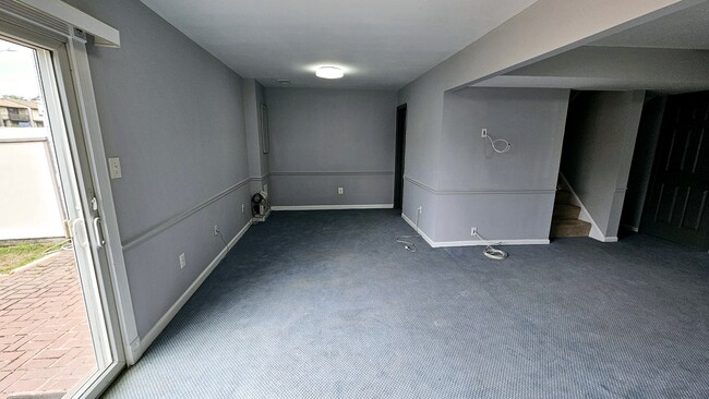 Building Photo - 4502 King Edward Ct
