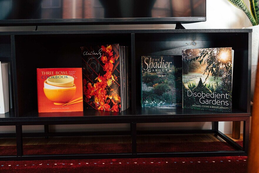 Building Photo - 1911 3rd Ave N