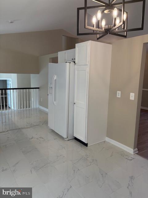 Building Photo - 6135 Rainbow Dr