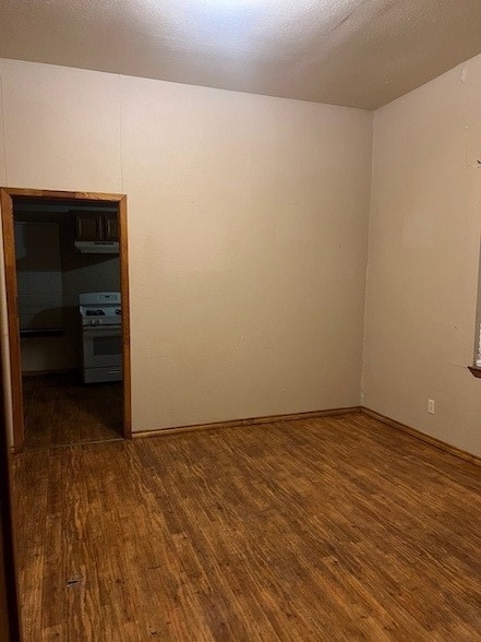 Building Photo - 320 9th St NW